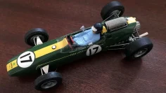 Lotus33